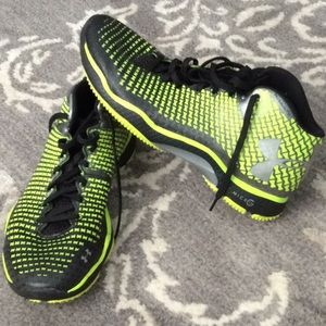 Under Armour Men’s Size 8 Neon Yellow Sneakers